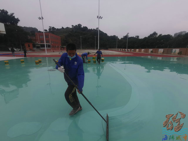 中山市育才學(xué)校硅pu路面鋪張！